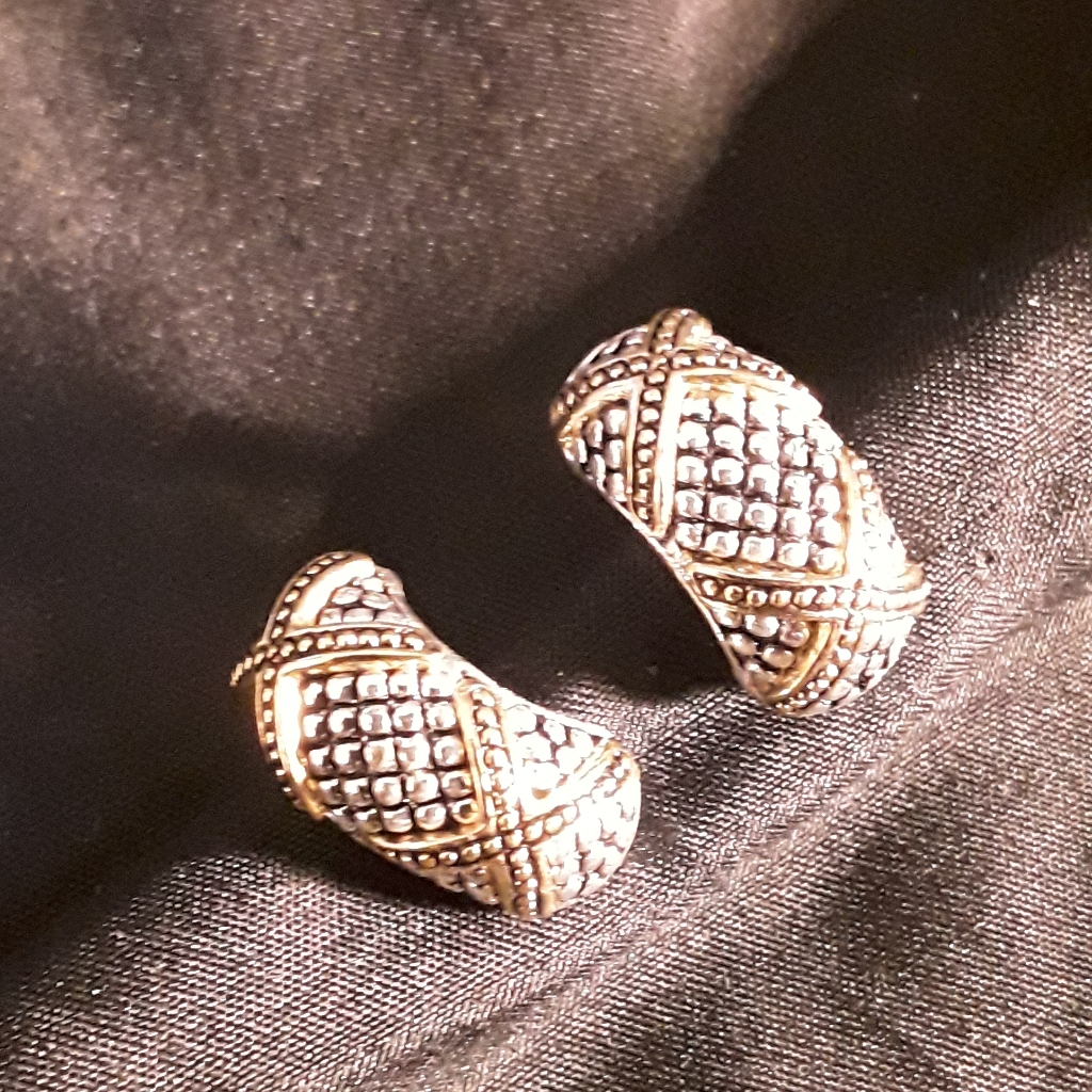 Premier Milgrain Silver Goldtone French Clips 30$